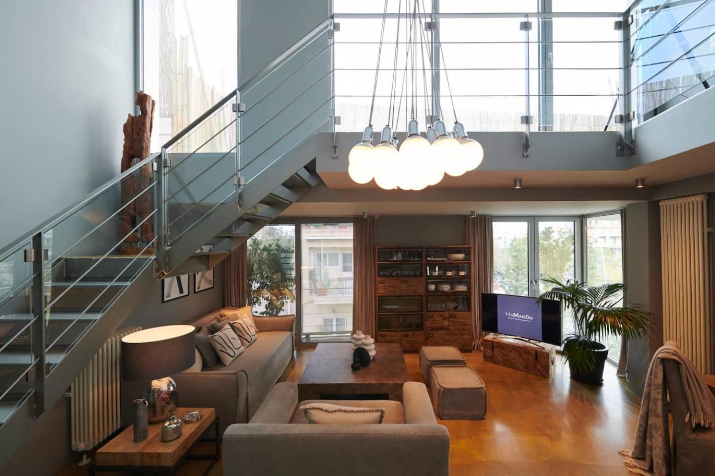 Ma Maison No5 Penthouse Loft, Private Heated Pool, Acropolis View, Ultra High Speed Internet 300 Mbps, Short Walk To Acropolis, Parking Upon Request, 1' From Metro Atena Exterior foto