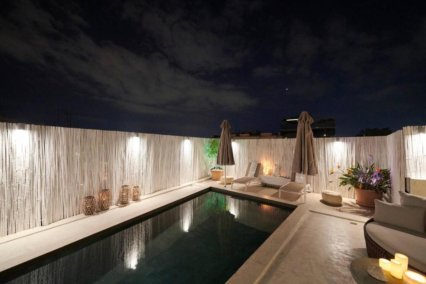 Ma Maison No5 Penthouse Loft, Private Heated Pool, Acropolis View, Ultra High Speed Internet 300 Mbps, Short Walk To Acropolis, Parking Upon Request, 1' From Metro Atena Exterior foto
