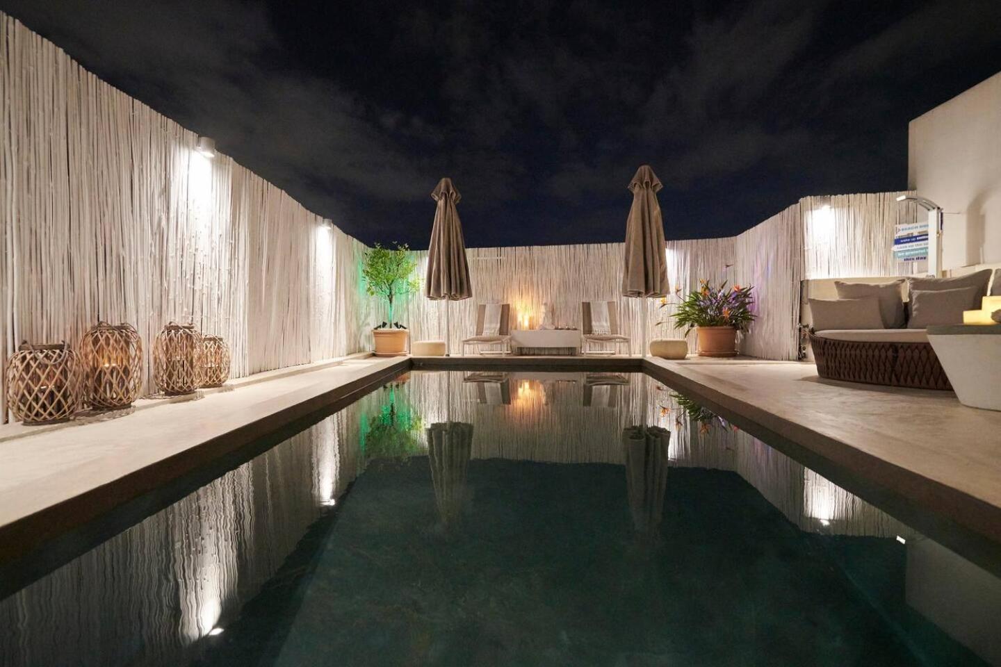 Ma Maison No5 Penthouse Loft, Private Heated Pool, Acropolis View, Ultra High Speed Internet 300 Mbps, Short Walk To Acropolis, Parking Upon Request, 1' From Metro Atena Exterior foto