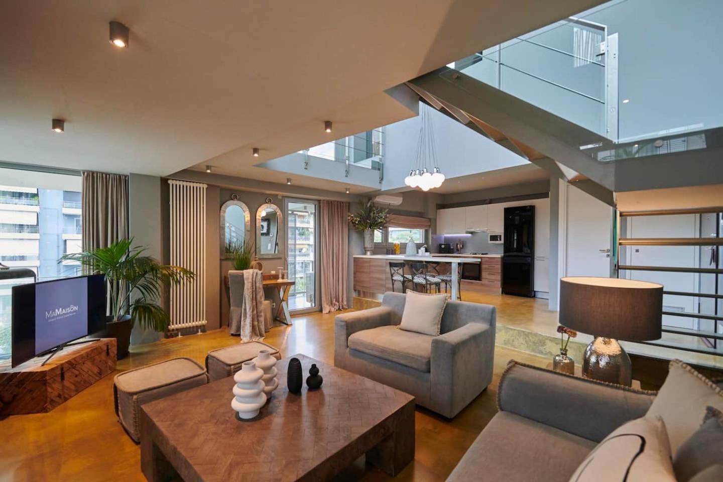 Ma Maison No5 Penthouse Loft, Private Heated Pool, Acropolis View, Ultra High Speed Internet 300 Mbps, Short Walk To Acropolis, Parking Upon Request, 1' From Metro Atena Exterior foto