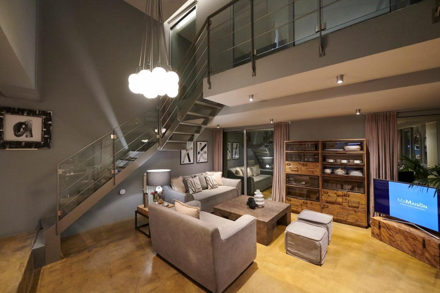 Ma Maison No5 Penthouse Loft, Private Heated Pool, Acropolis View, Ultra High Speed Internet 300 Mbps, Short Walk To Acropolis, Parking Upon Request, 1' From Metro Atena Exterior foto