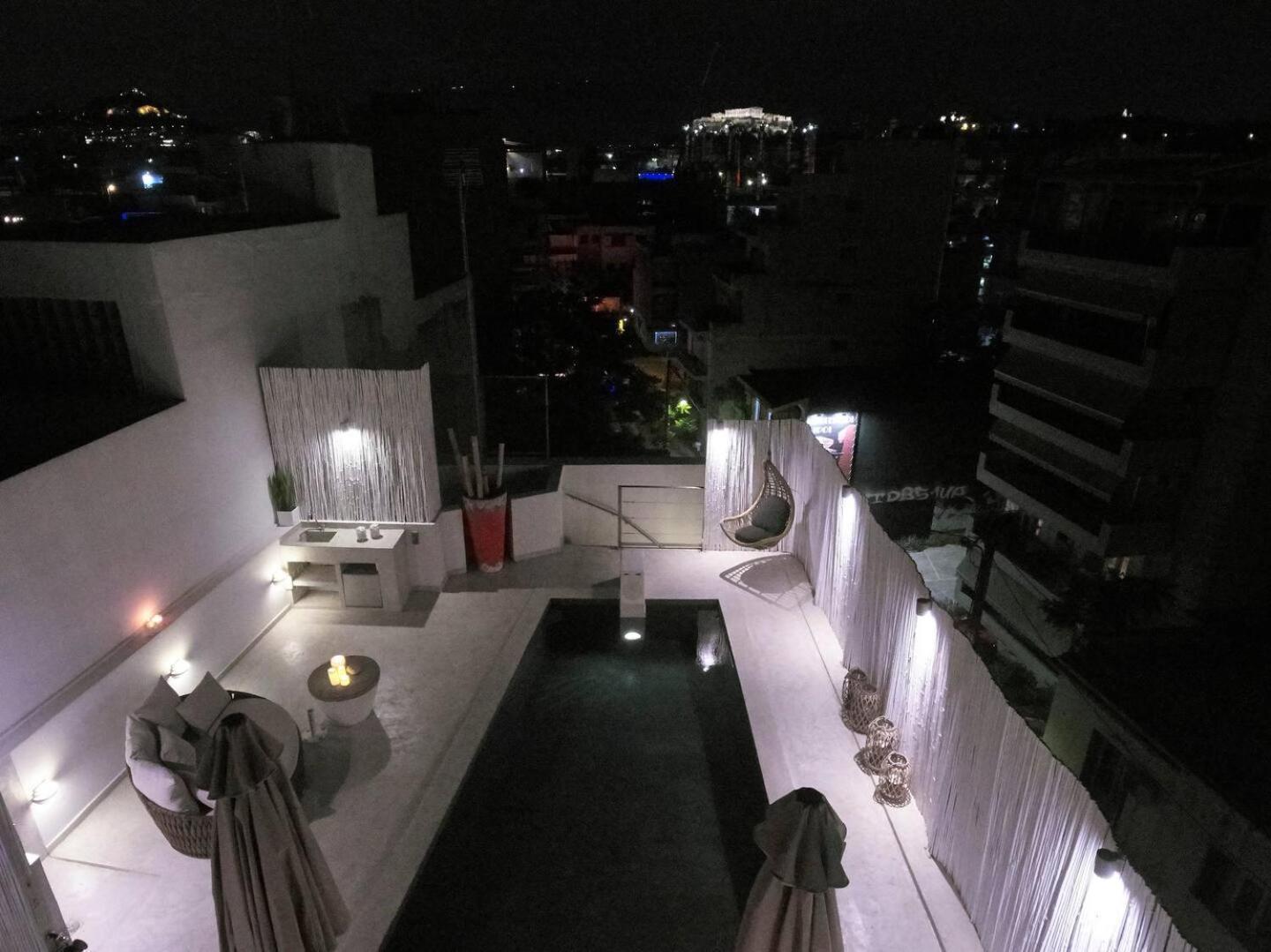 Ma Maison No5 Penthouse Loft, Private Heated Pool, Acropolis View, Ultra High Speed Internet 300 Mbps, Short Walk To Acropolis, Parking Upon Request, 1' From Metro Atena Exterior foto