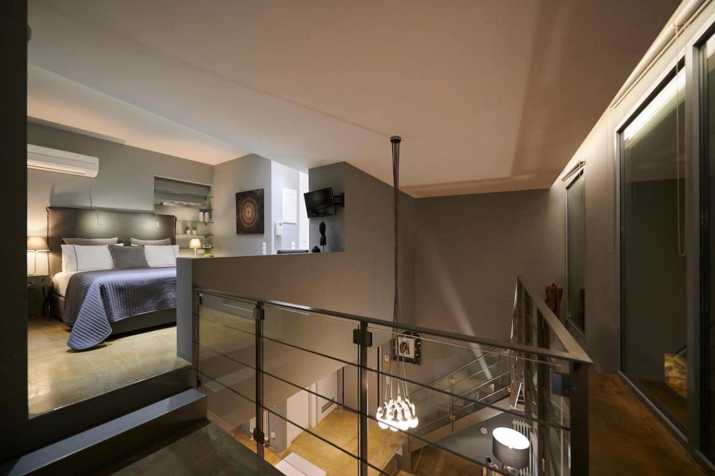 Ma Maison No5 Penthouse Loft, Private Heated Pool, Acropolis View, Ultra High Speed Internet 300 Mbps, Short Walk To Acropolis, Parking Upon Request, 1' From Metro Atena Exterior foto