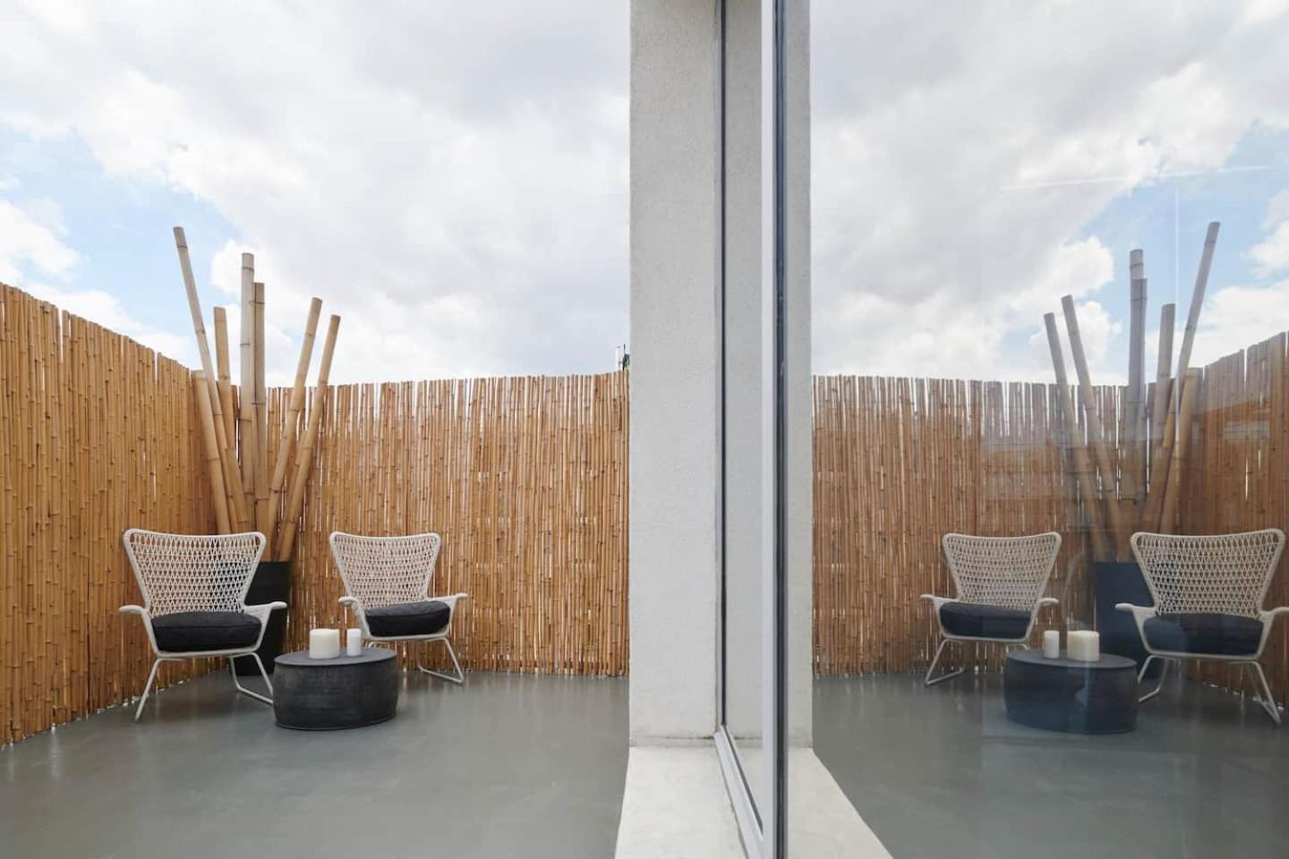 Ma Maison No5 Penthouse Loft, Private Heated Pool, Acropolis View, Ultra High Speed Internet 300 Mbps, Short Walk To Acropolis, Parking Upon Request, 1' From Metro Atena Exterior foto