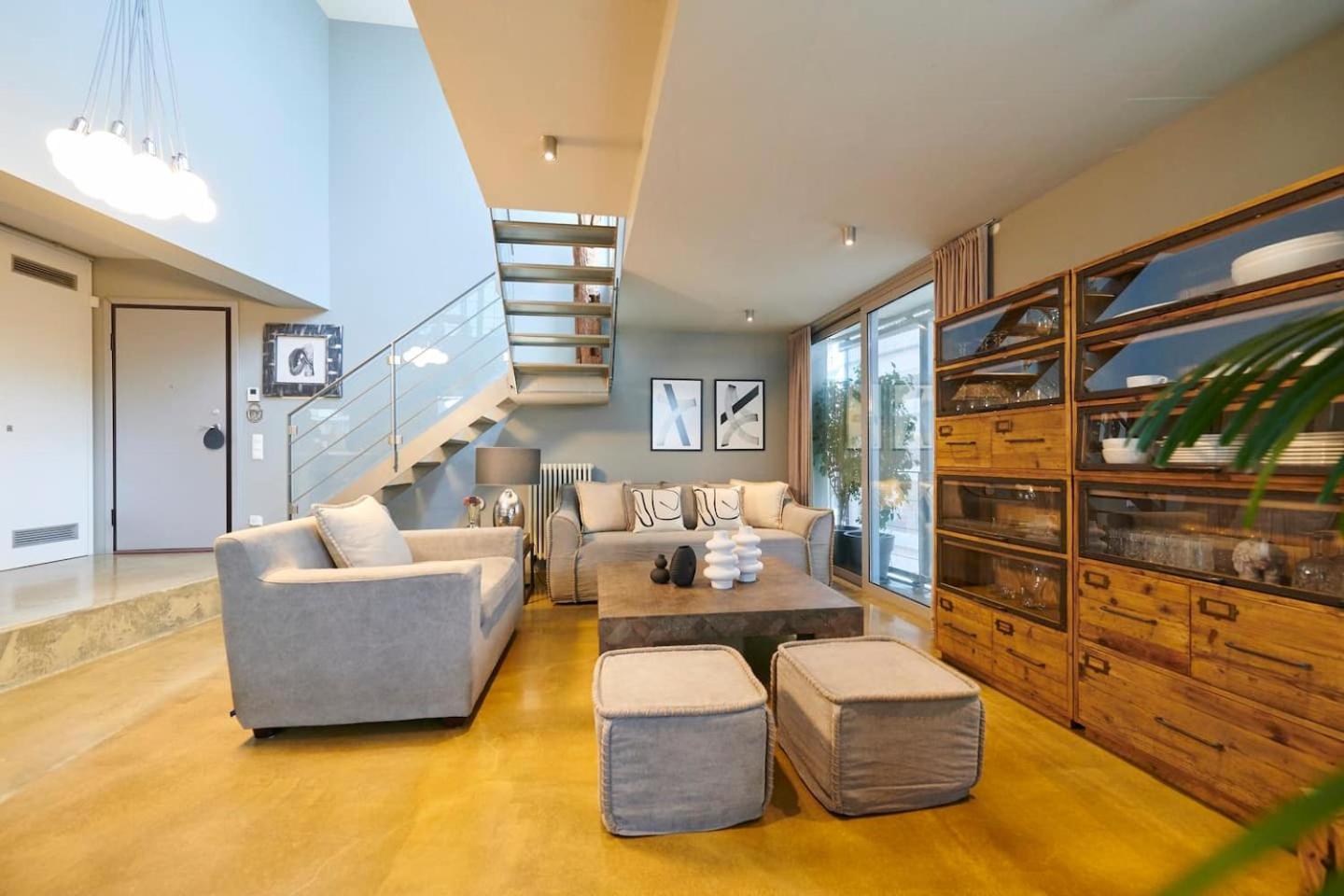 Ma Maison No5 Penthouse Loft, Private Heated Pool, Acropolis View, Ultra High Speed Internet 300 Mbps, Short Walk To Acropolis, Parking Upon Request, 1' From Metro Atena Exterior foto