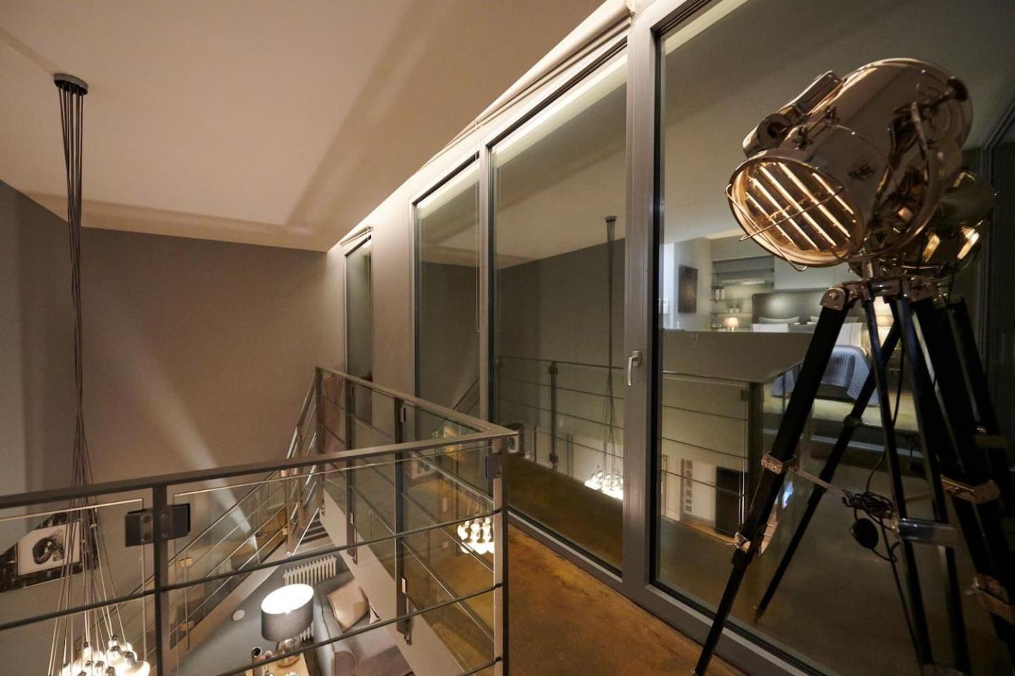 Ma Maison No5 Penthouse Loft, Private Heated Pool, Acropolis View, Ultra High Speed Internet 300 Mbps, Short Walk To Acropolis, Parking Upon Request, 1' From Metro Atena Exterior foto