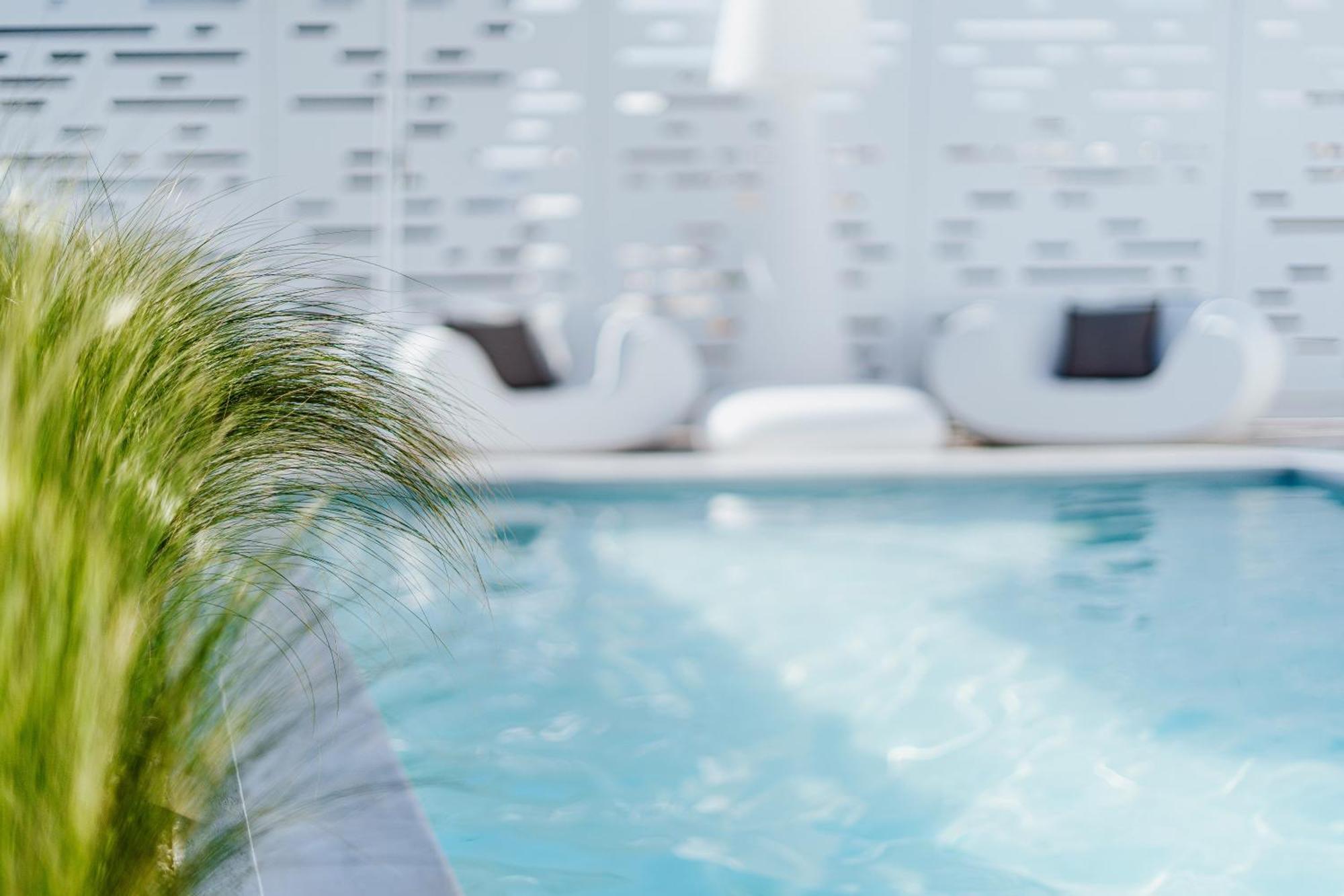 Ma Maison No5 Penthouse Loft, Private Heated Pool, Acropolis View, Ultra High Speed Internet 300 Mbps, Short Walk To Acropolis, Parking Upon Request, 1' From Metro Atena Exterior foto