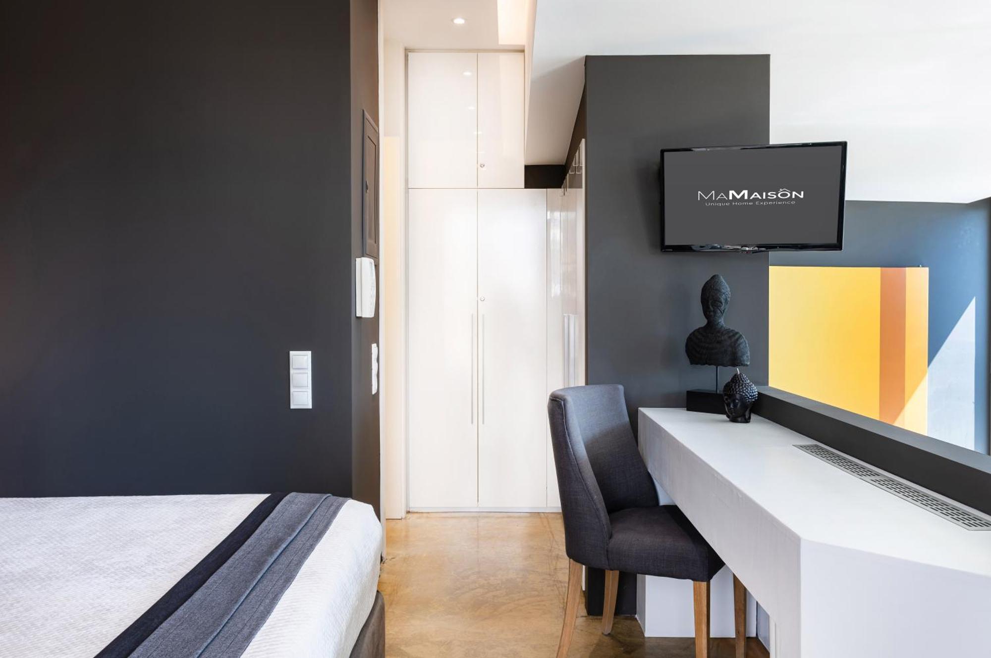 Ma Maison No5 Penthouse Loft, Private Heated Pool, Acropolis View, Ultra High Speed Internet 300 Mbps, Short Walk To Acropolis, Parking Upon Request, 1' From Metro Atena Exterior foto