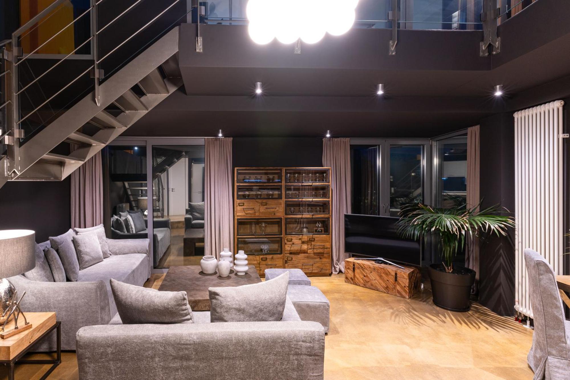 Ma Maison No5 Penthouse Loft, Private Heated Pool, Acropolis View, Ultra High Speed Internet 300 Mbps, Short Walk To Acropolis, Parking Upon Request, 1' From Metro Atena Exterior foto